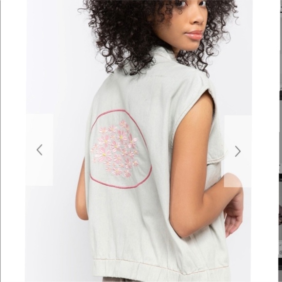 POL Western Blossom Denim Vest - Picture 2 of 12